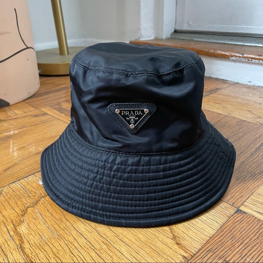 NWOT Black Bucket Hat